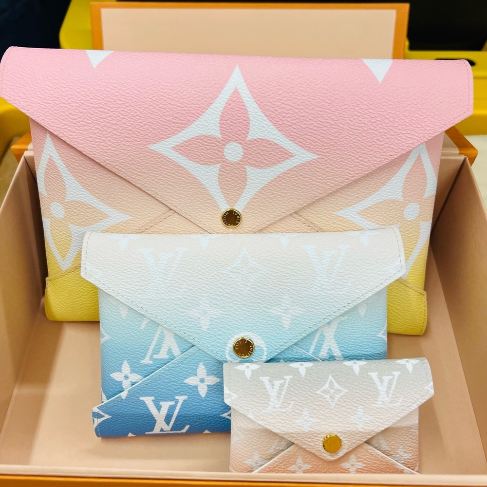Louis Vuitton Kirigami Pochette